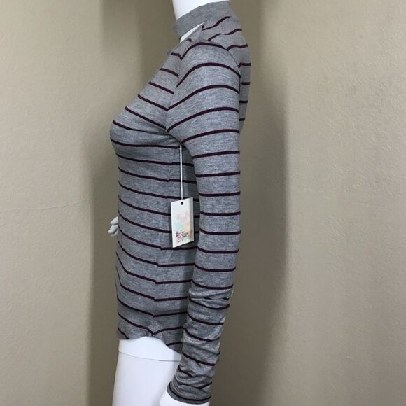 Glitz Mock Neck Long Sleeve Hi/Low Tee (B15) - Picture 4 of 6